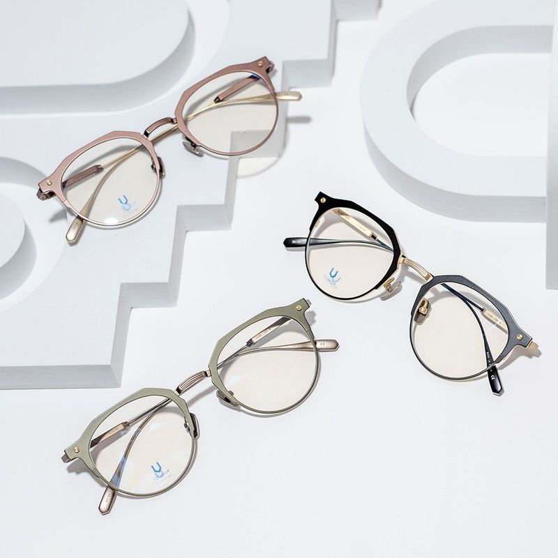 Knouun Round titanium glasses CODE. 104. B Brown N Gold