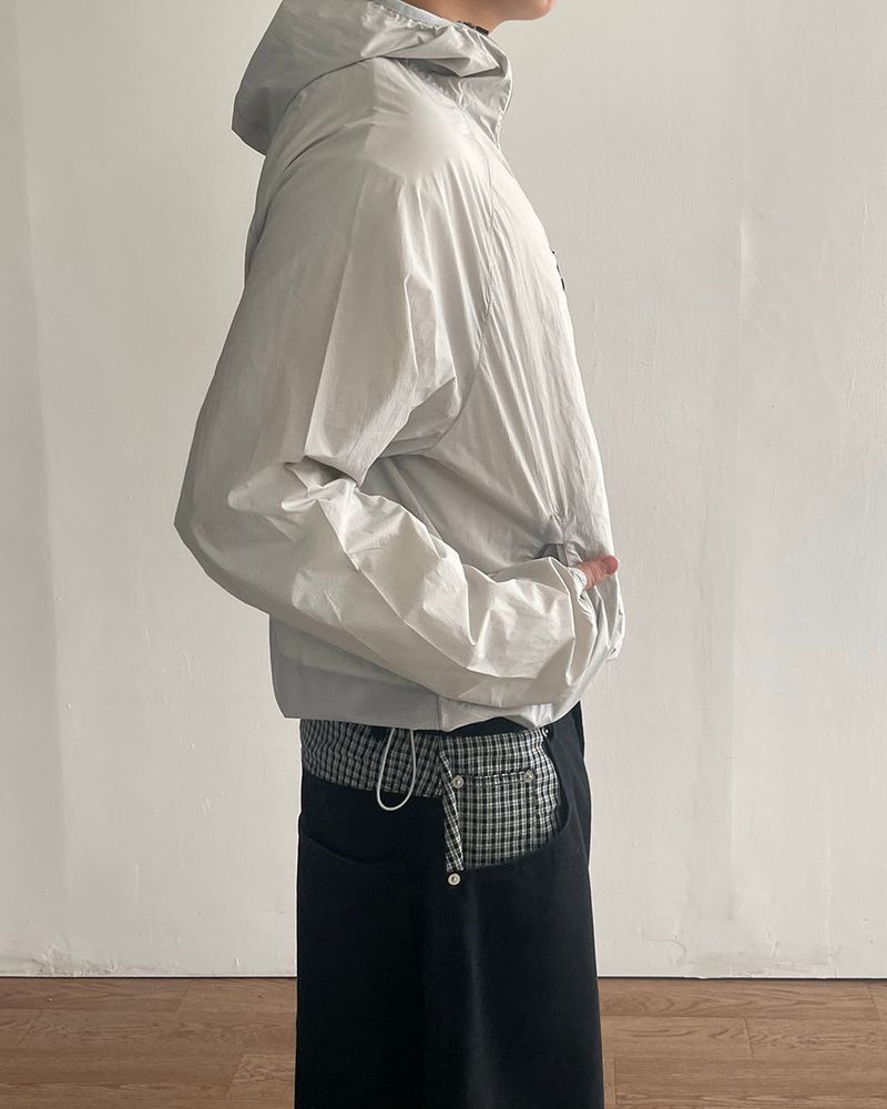 Air Hood Windbreaker