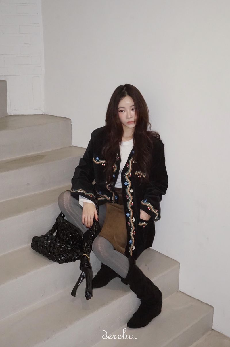French velvet embroidered no collar jacket