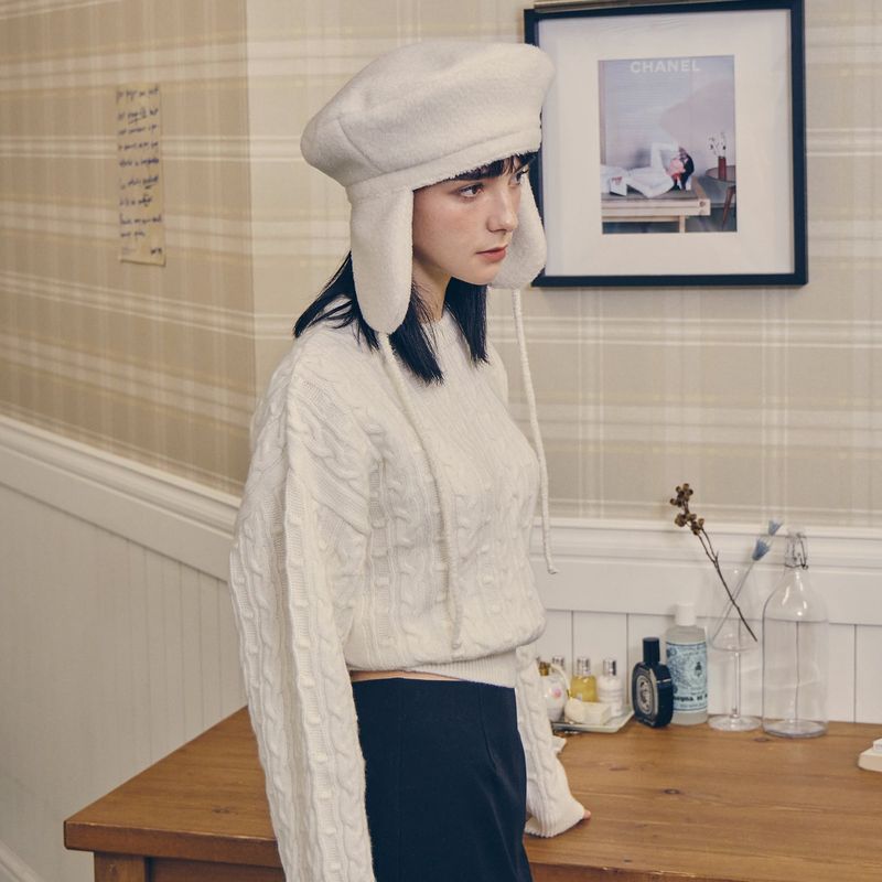 VA Stud Fly Wool Beret / Ivory