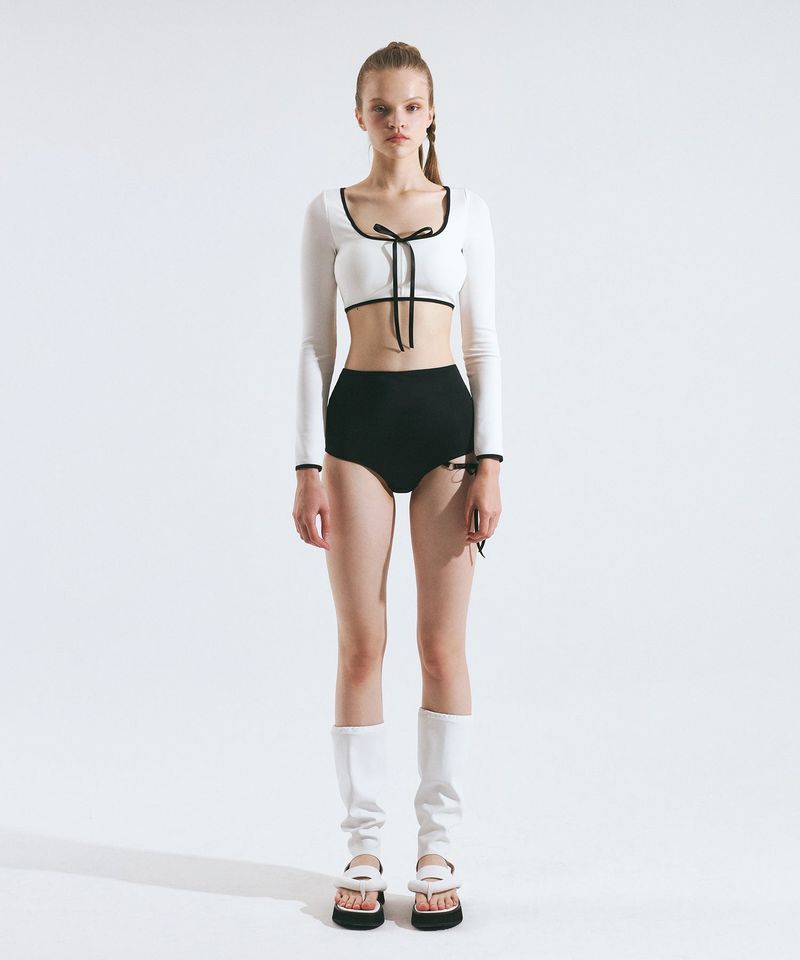 VINAJ(ビナジェイ)の「Ribbon Line Classic Bikini Bra Top (White)(Swimwear)」