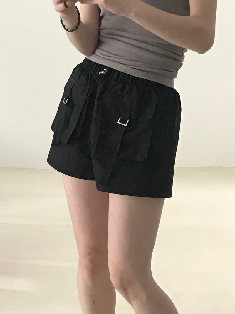 Arco iris（アルコイリス）の「Square cargo shorts（Pants）」