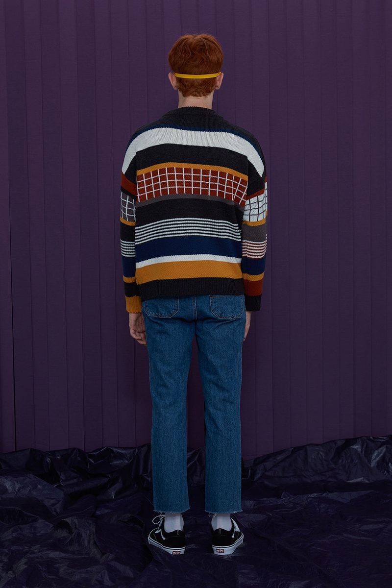 MULTI STRIPE KNIT