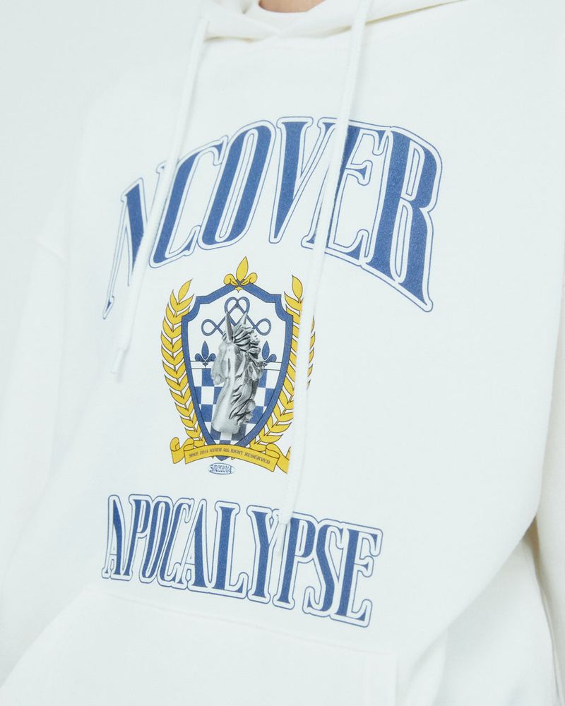 CHESS EMBLEM HOODIE-WHITE