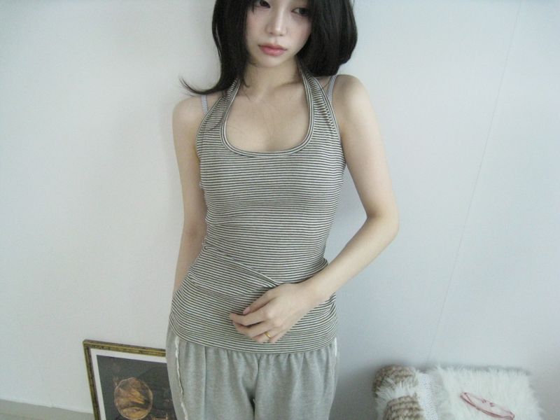 day halter sleeveless