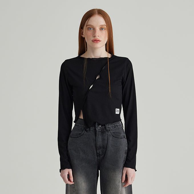 ANDTHEOTHER(アンドジアザー)の「BLACK DIAGONAL LONG T-SHIRT(Tops)」