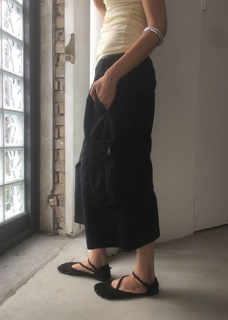 ZIPPER CARGO BERMUDA PANTS