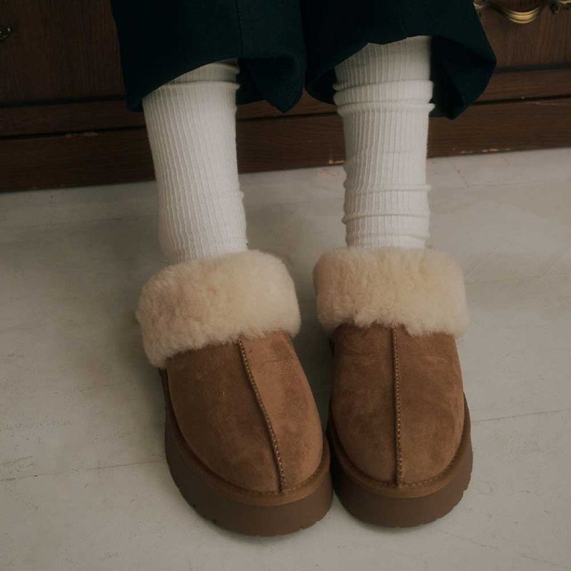FORrr（フォルンルン）の「Flatform Fur Slippers - 2Color（Shoes）」