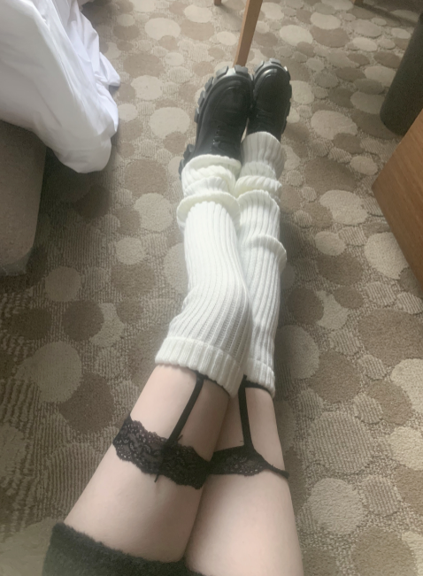 suzen（スゼン）の「アジンニットロングレッグウォーマー (2color)（ファッション小物）」
