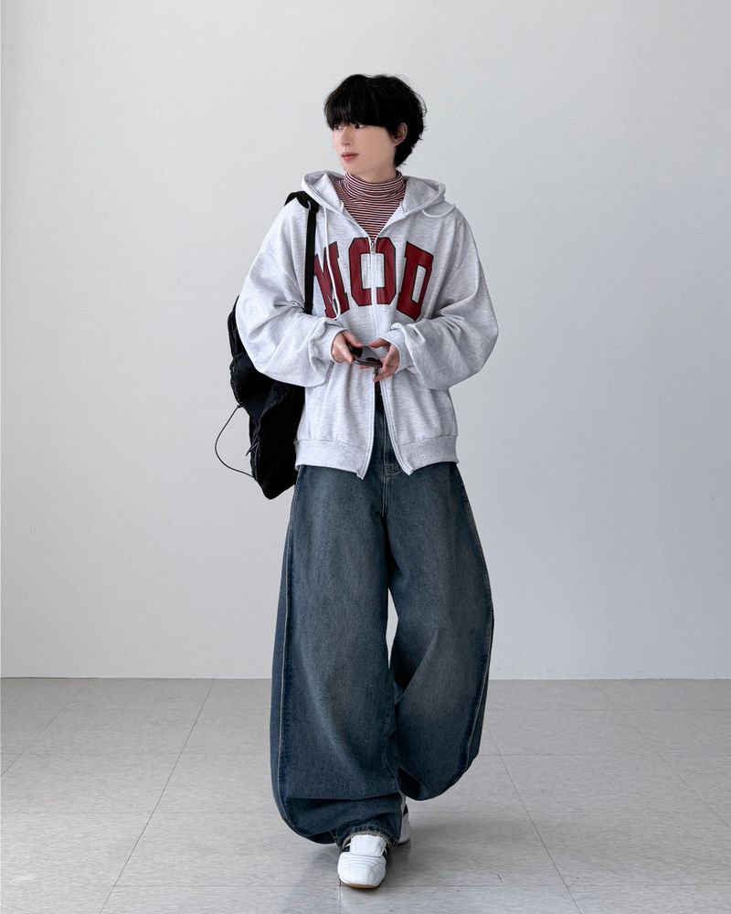 Colin Lettering Hood Zip-Up