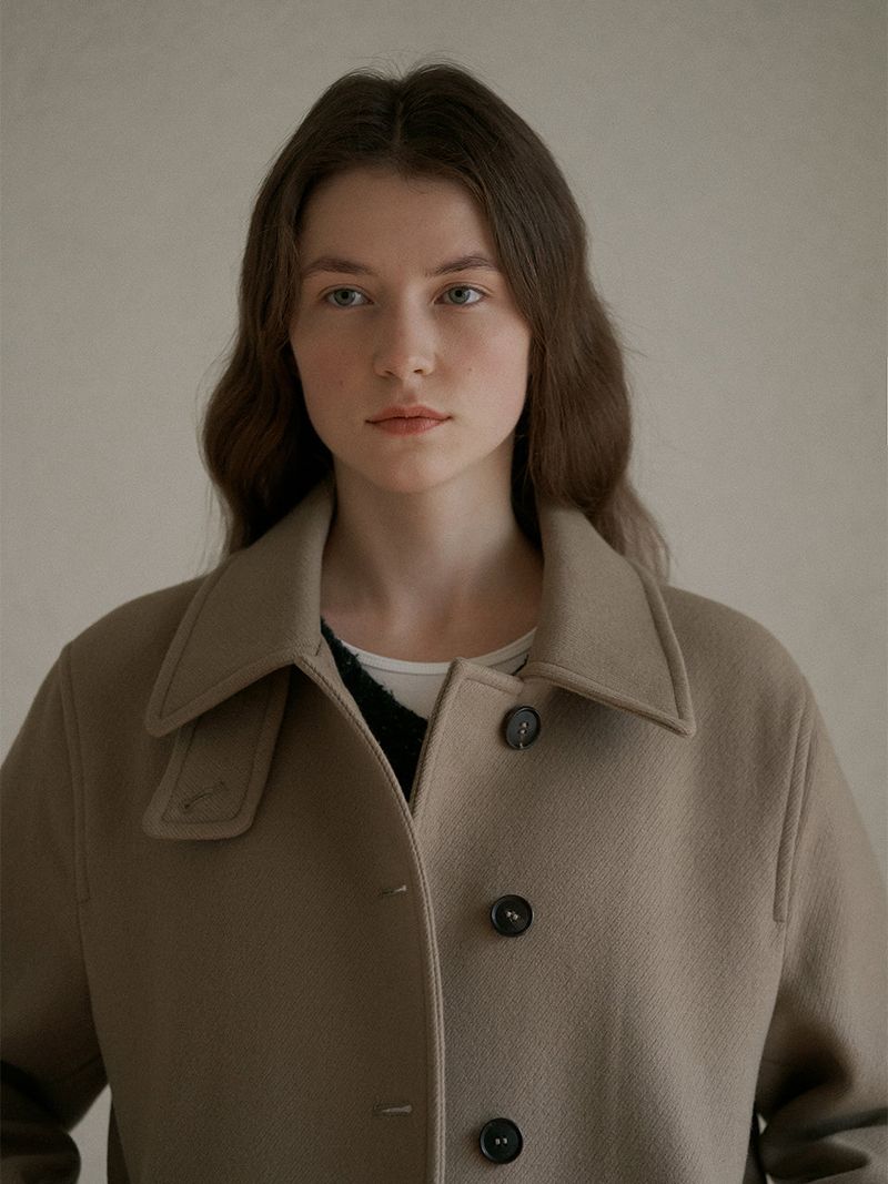 Soft wool half coat