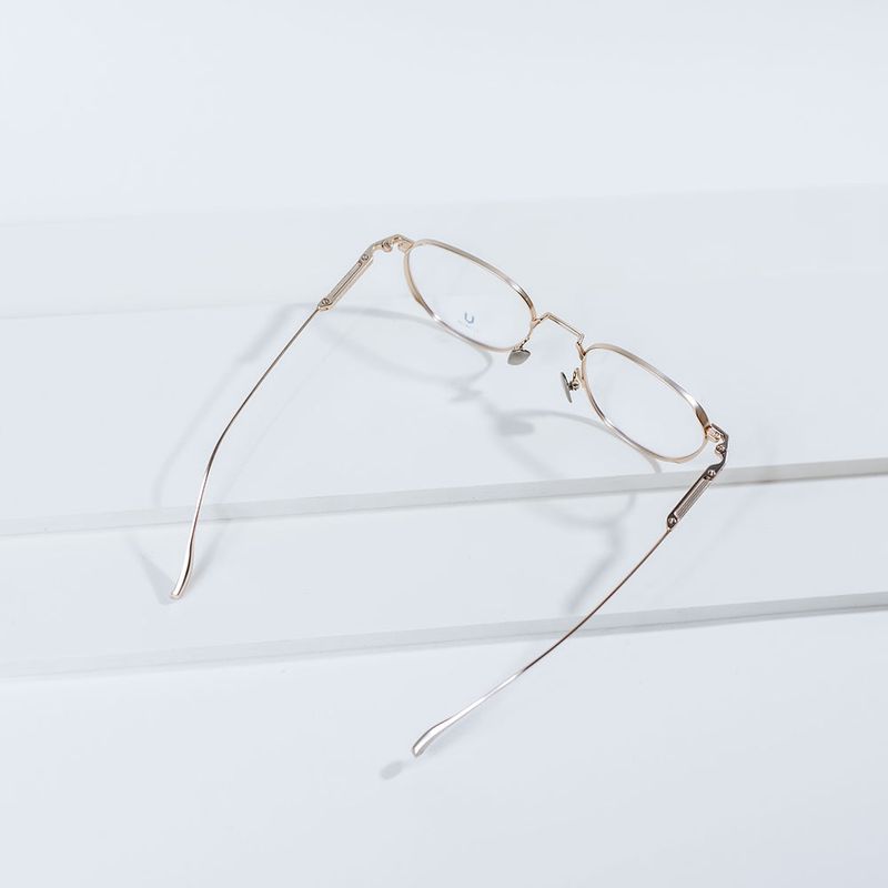 Knouun Round titanium glasses CODE. 102. B Sizzy Gold