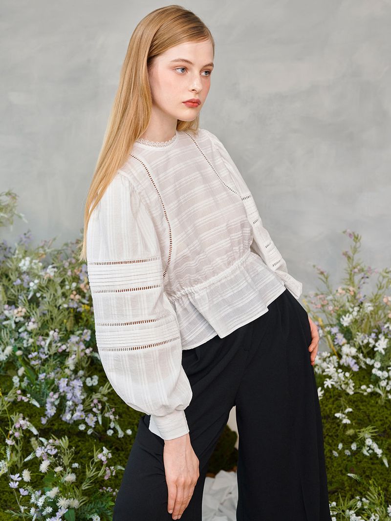 Lace Wrinkle Puff Blouse (2colors)