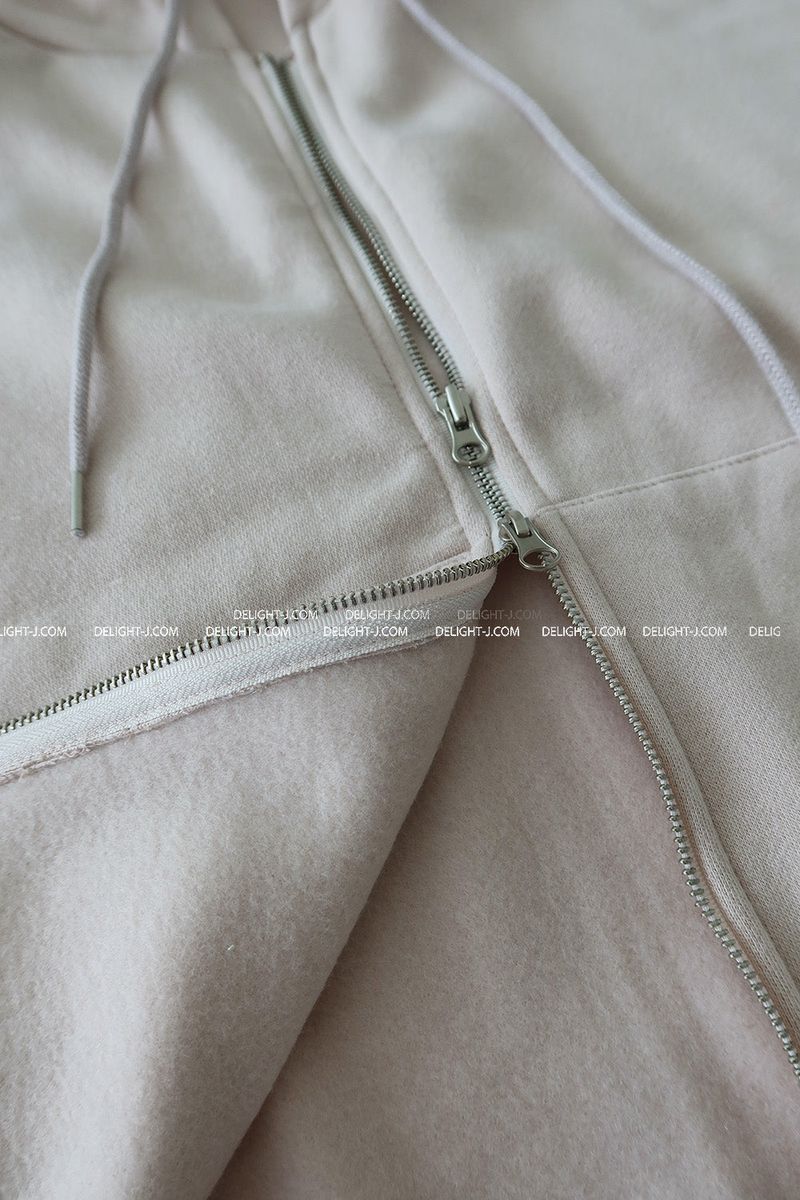 Napping Two-Way Daily Hooded Zip-Up