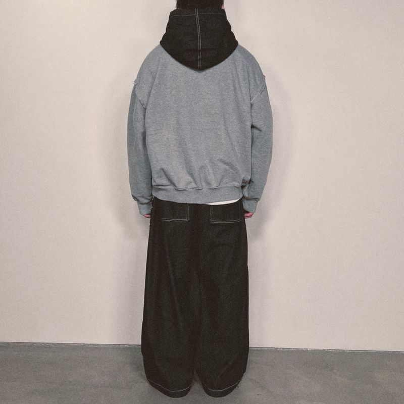 layered deconstructed zip-up hoodie_black