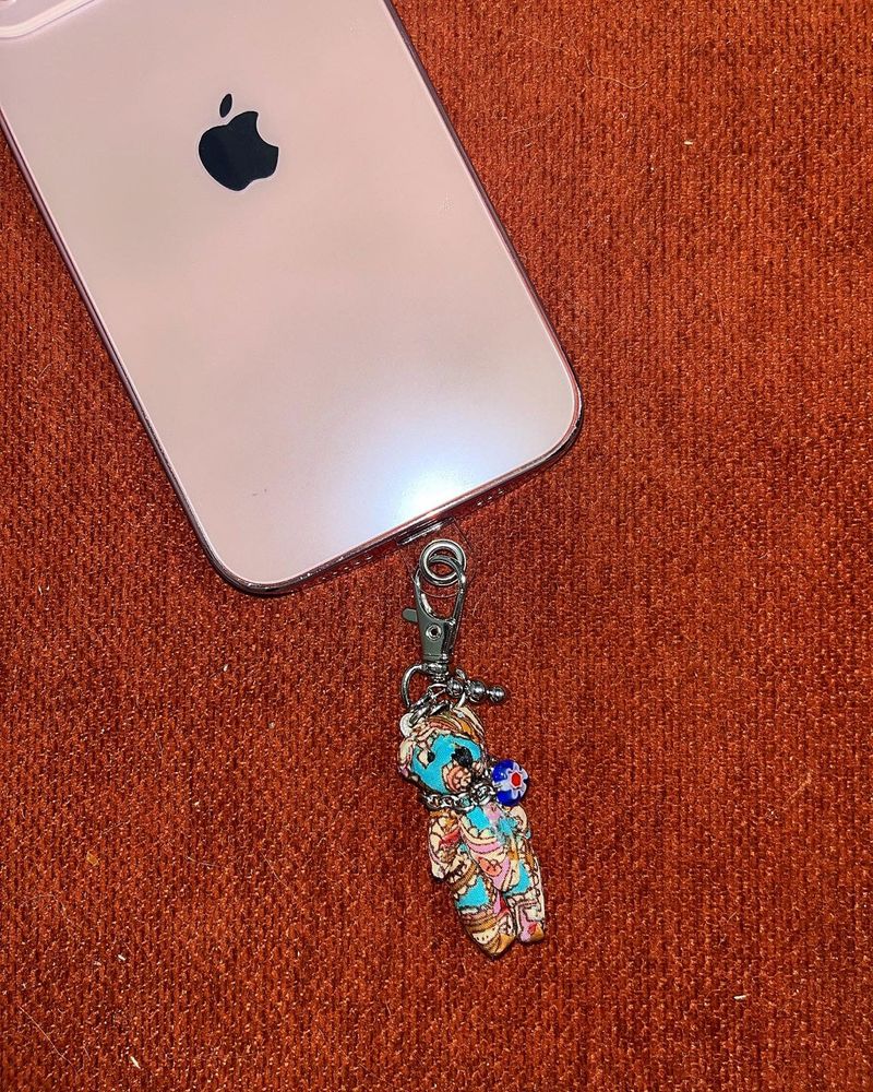 kitsch random bear keychain (random)