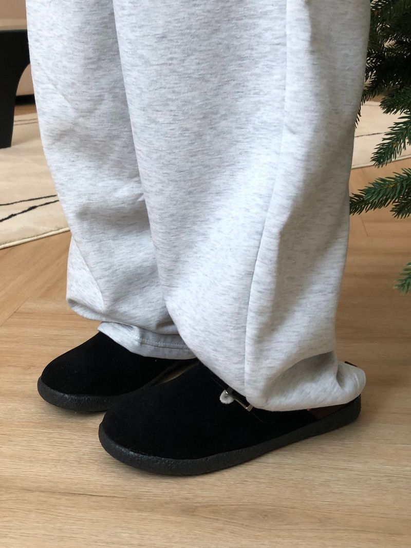 Plume suade slipper