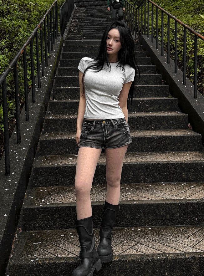 Vintage Washing Denim Shorts + Tokyo Crop Basic Tee