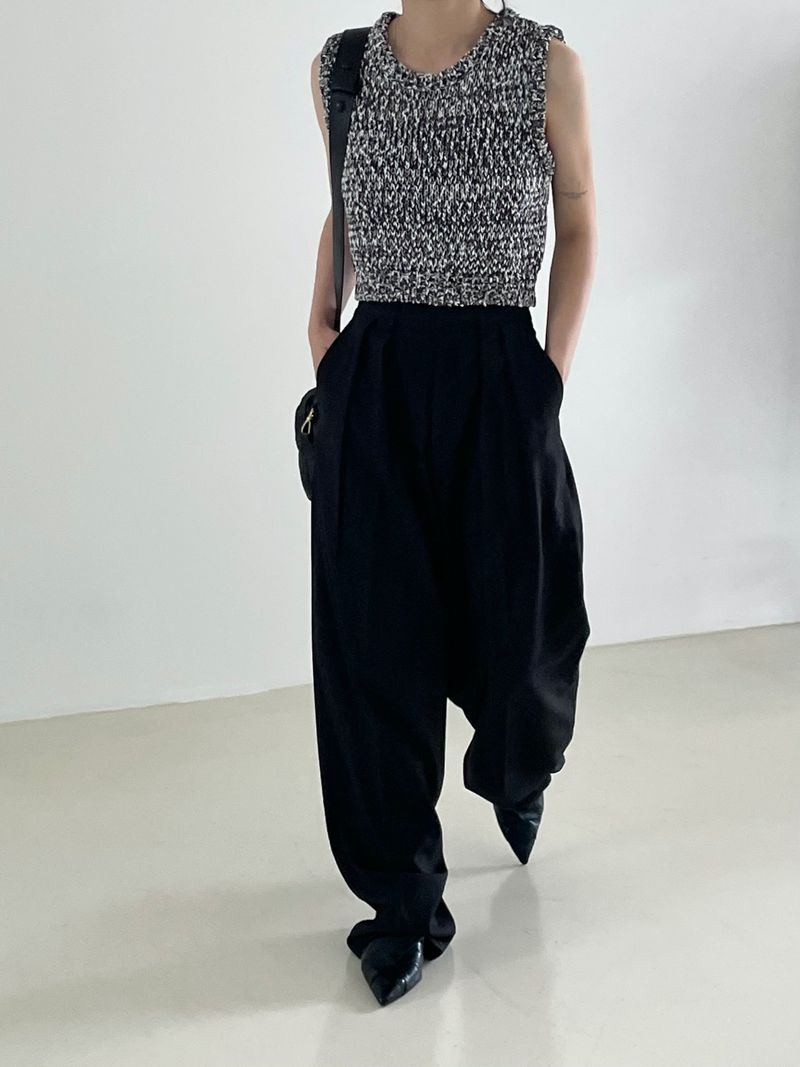 French mix crop knit vest