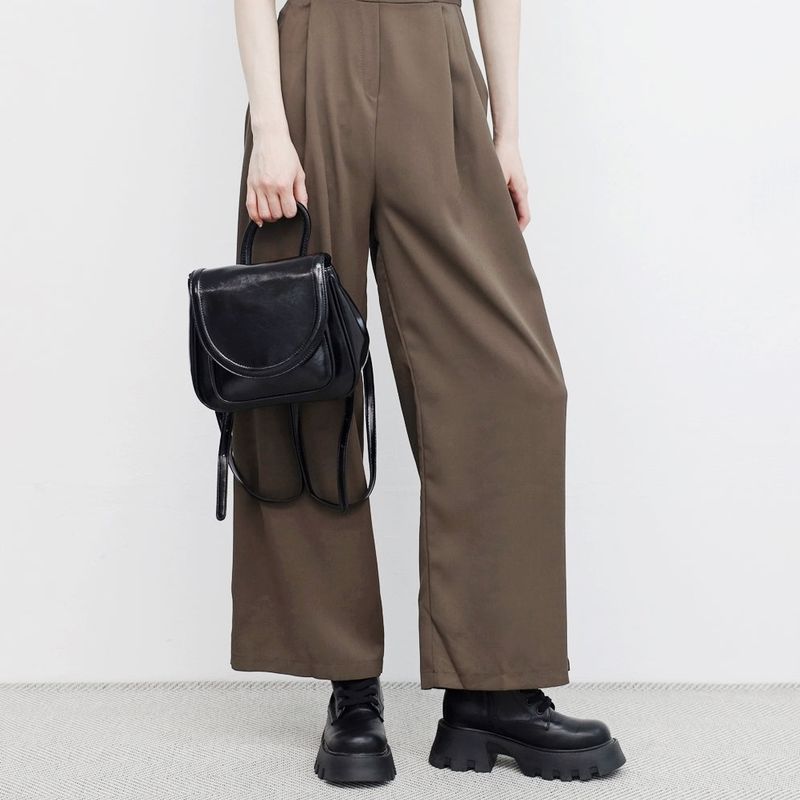 Besenti Square Backpack