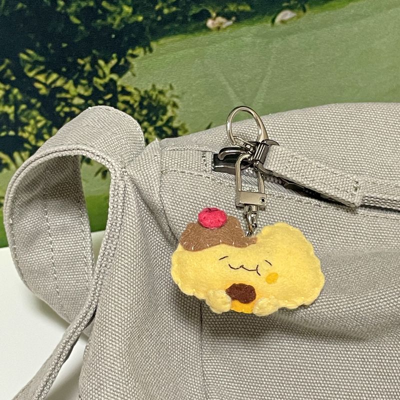 [MADE] Pudding Cat Key ring