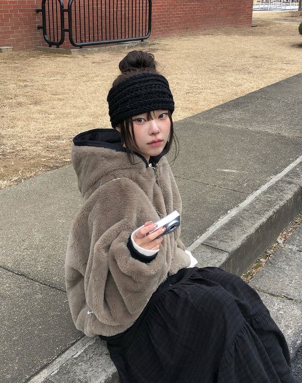 Hiya Reversible Hood Fur Jacket Jumper