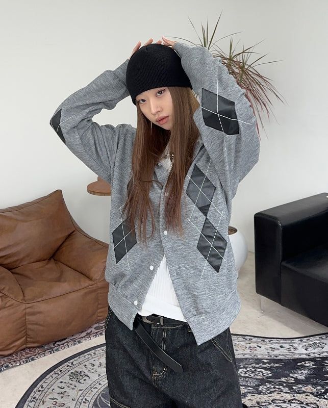 Scent Leather Patch Argyle Cardigan