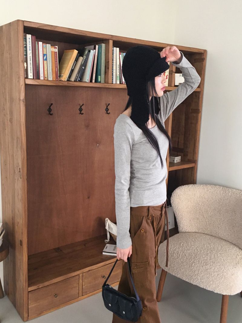 Kita y2k low rise cargo bootcut pants