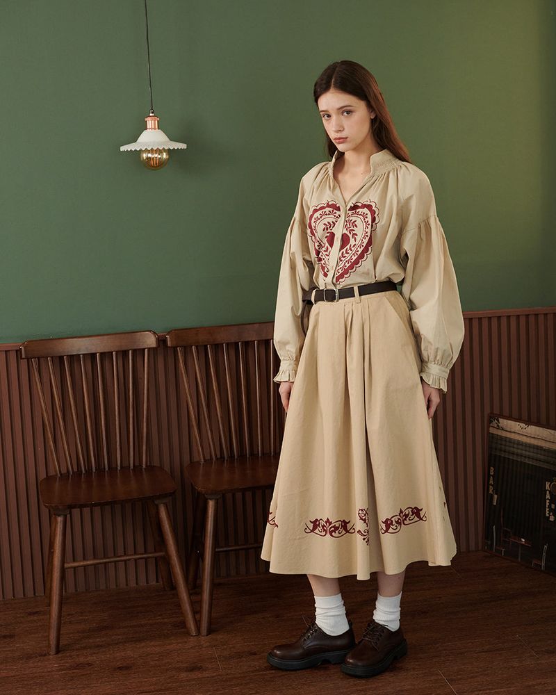 ORNAMENT PRINT MIDI SKIRT [BEIGE]