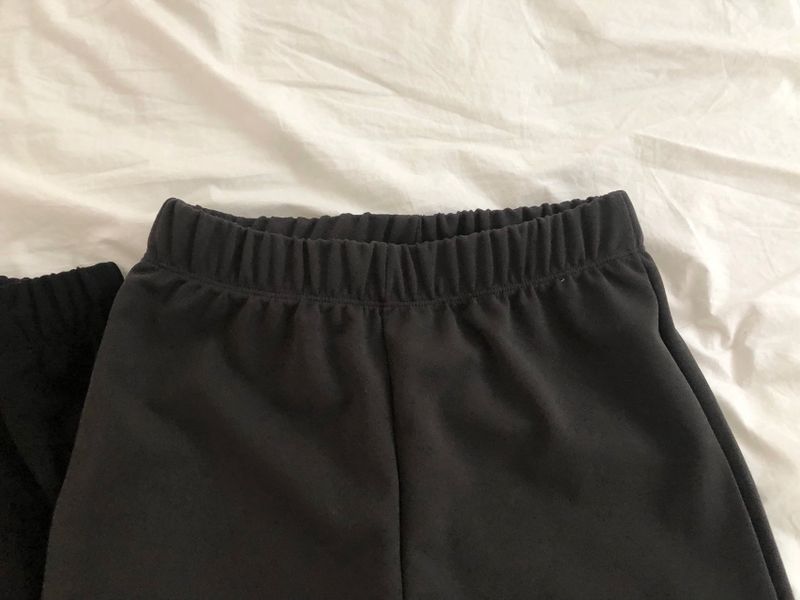Frill Capri Pants
