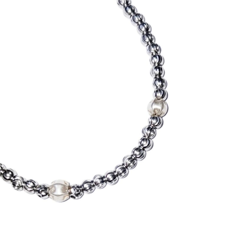 karan silver & surgical barcelet 01