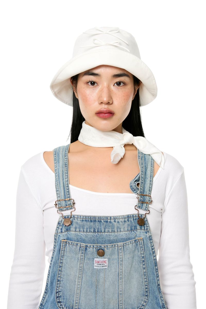 RIBBON VELVET HAT / WHITE