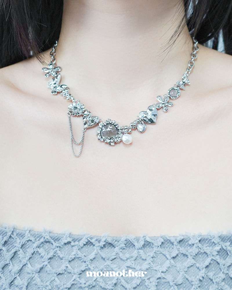[Izna Bang Jeemin Pick!] Flower Dance Necklacea