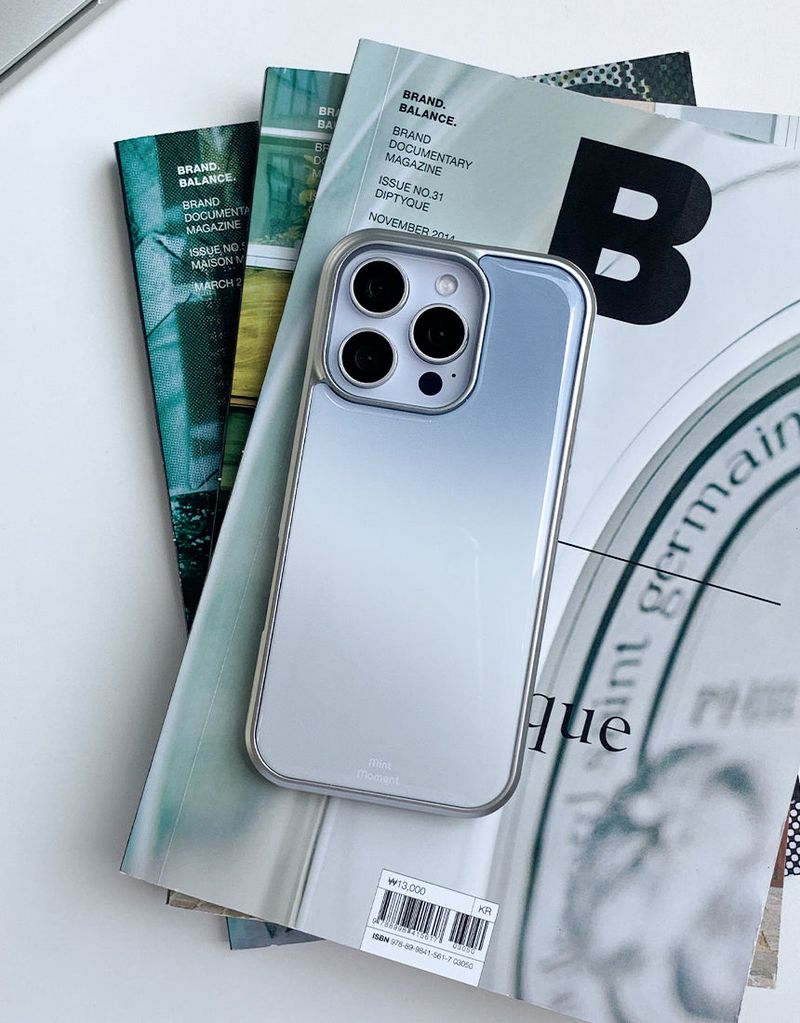 Mint Moment（ミントモーメント）の「[MADE]BLUR シルバー エポキシ iPhoneケース（Smartphone Accessories）」