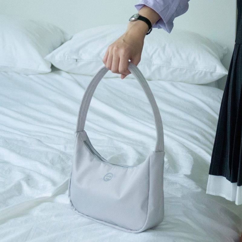 nylon mini hobo bag_cool grey