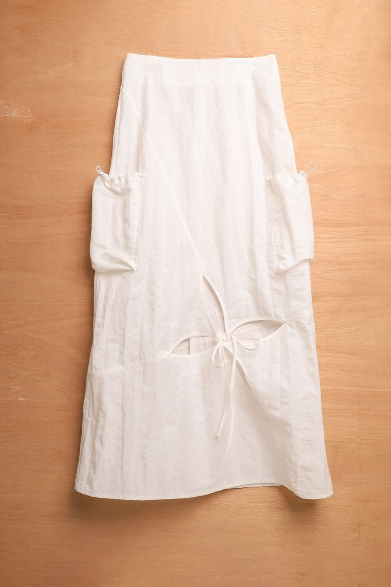 PIA CARGO SKIRT-APOLLO WHITE
