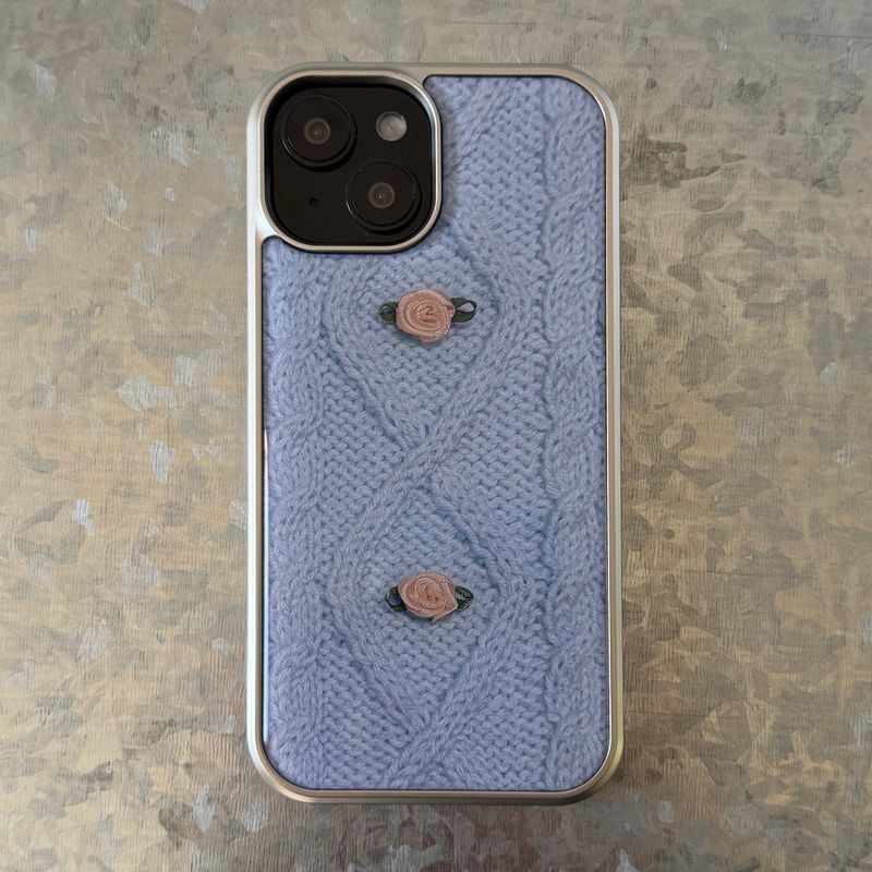 RIBBON ROSE KNIT EPOXY CASE _ BLUE