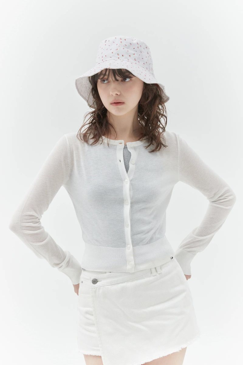 KIRSH PLAIN CHERRY BUCKET HAT