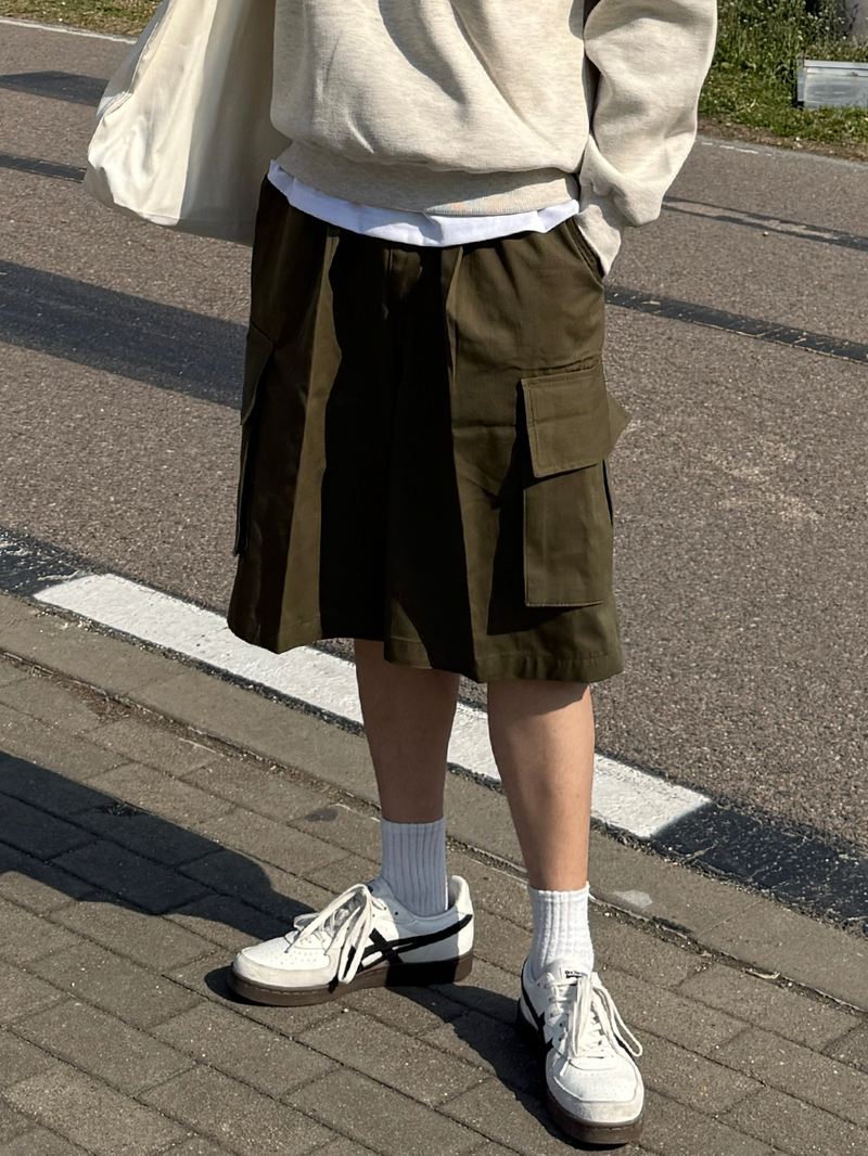 AVAND(アバンド)の「Bart bermuda cargo pants(Pants)」