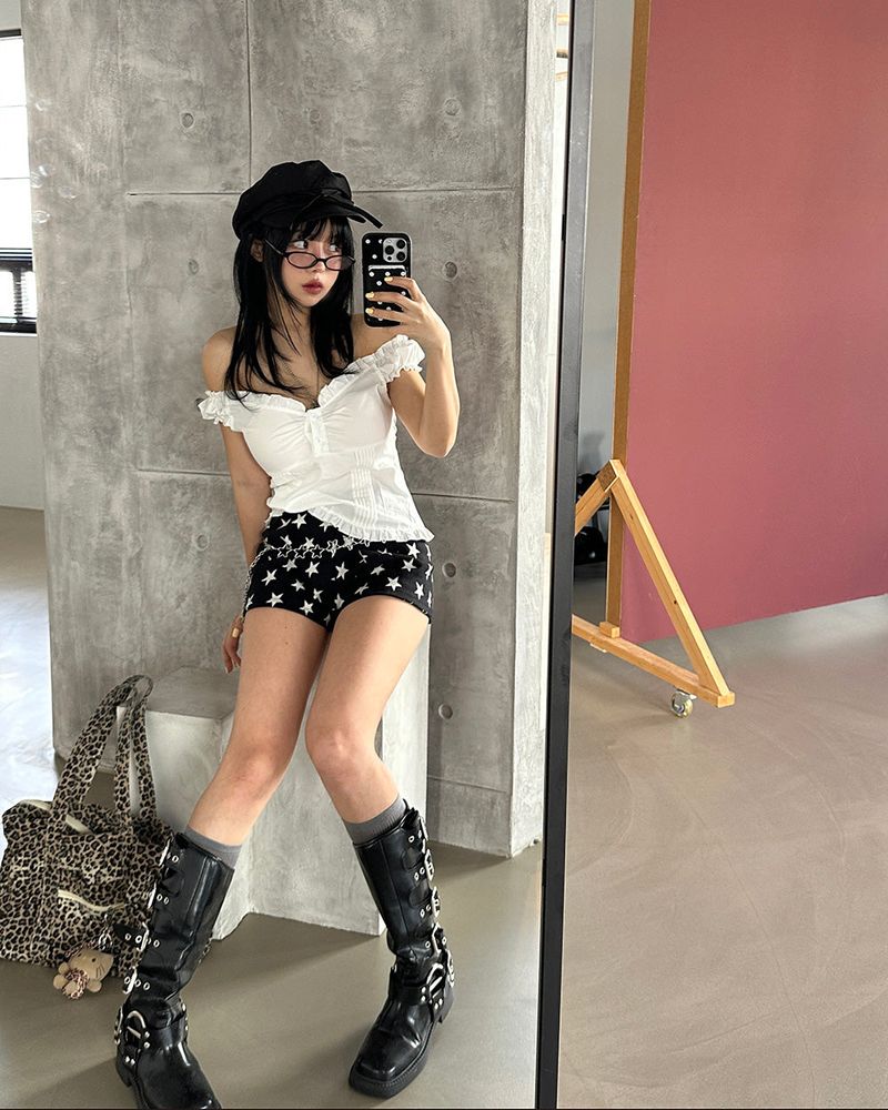 Star Kitchen Banded Waist Shorts