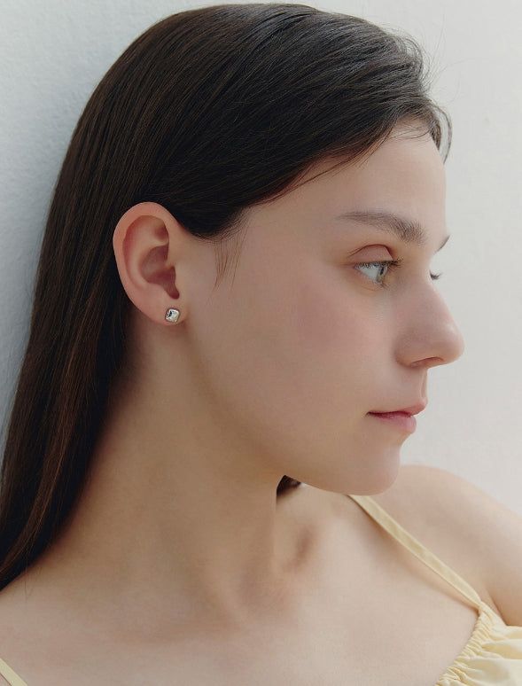 26SS★ H Edition Silver Pillow Earrings