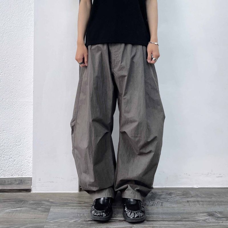 FADE MEET（フェードミート）の「Structural Pleated Drawstring Pants（Pants）」