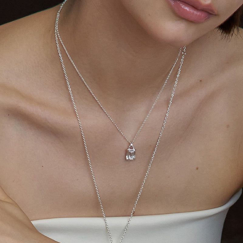 FLIT（フィリット）の「SAND DUNE STONE NECKLACE (CLEAR QUARTZ) (SILVER)（Accessories）」