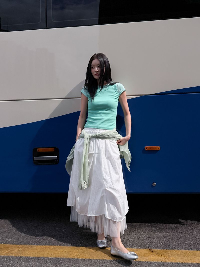 DOUBLE LAYERED MESH SKIRT