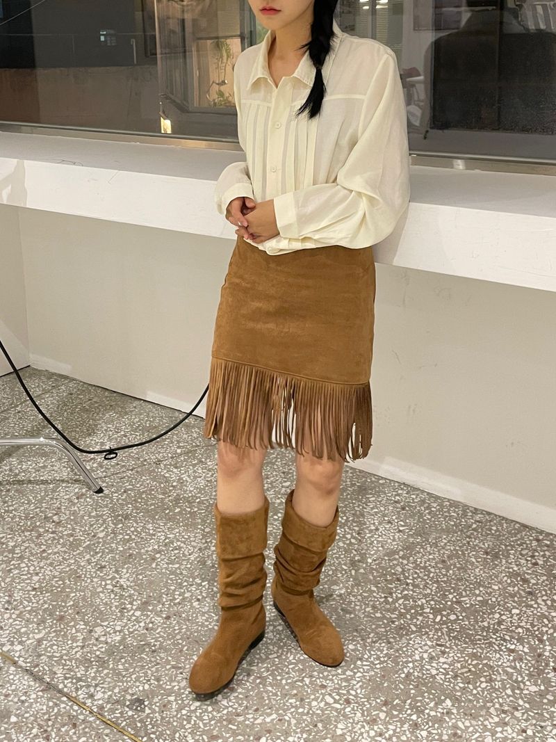 Western hippie suede skirt