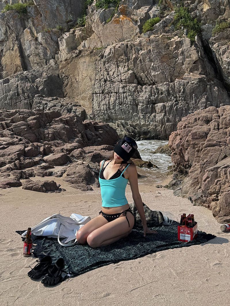 LACE LAYRED SWIM TOP