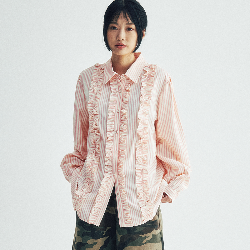 KOOKEESEE(クキシ)の「Stripe Frill Blouse (pink)(Tops)」