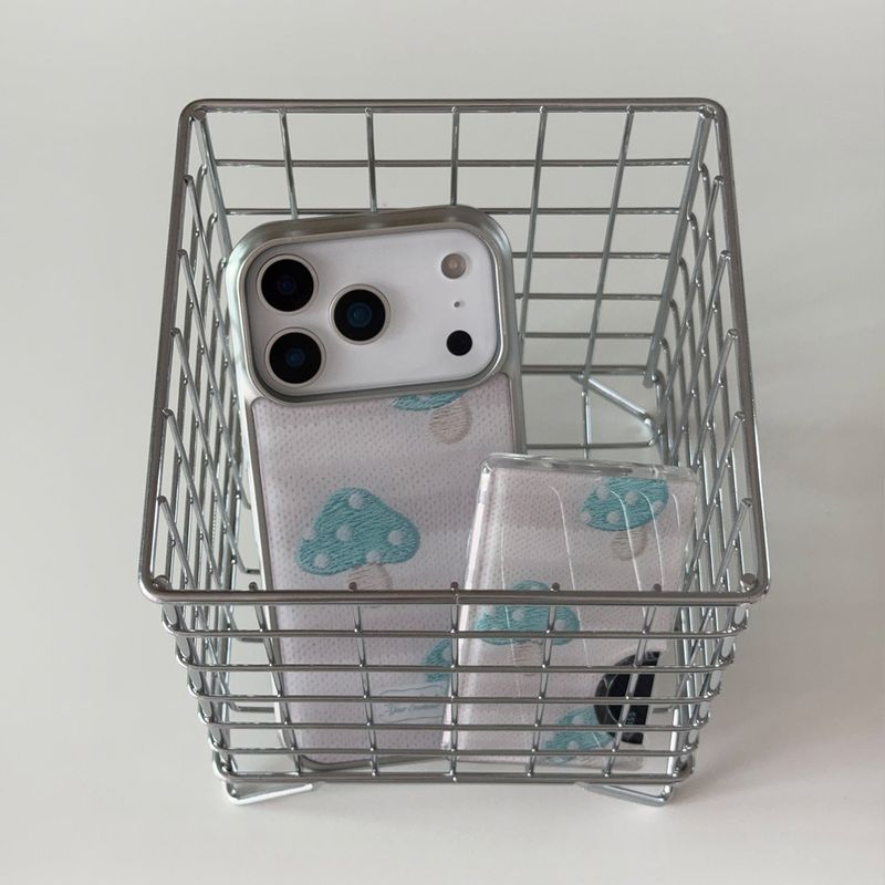 Mushroom case