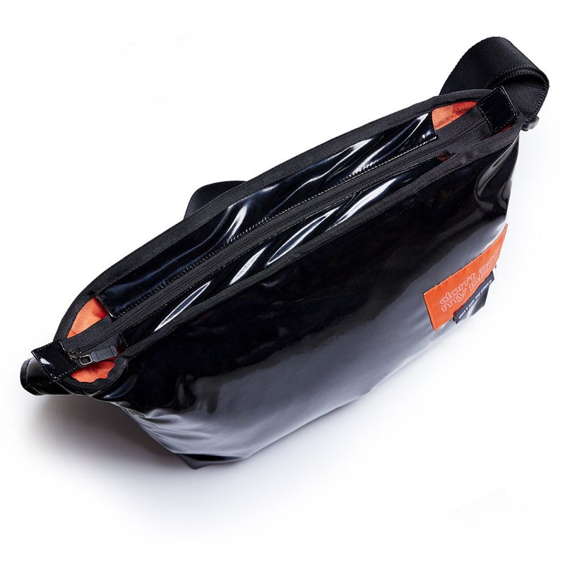 2WAY PADDED MESSENGER BAG_BLACK