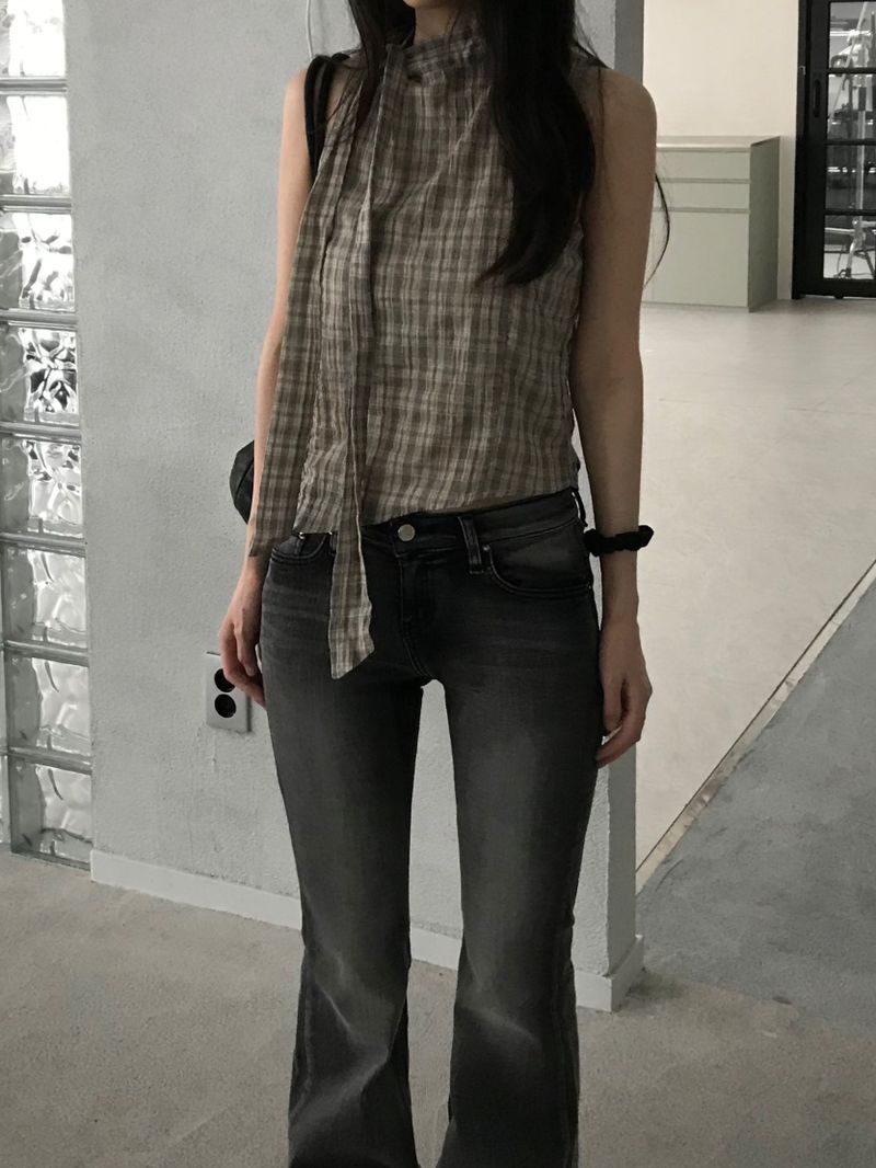 Check halter top (2 colors)
